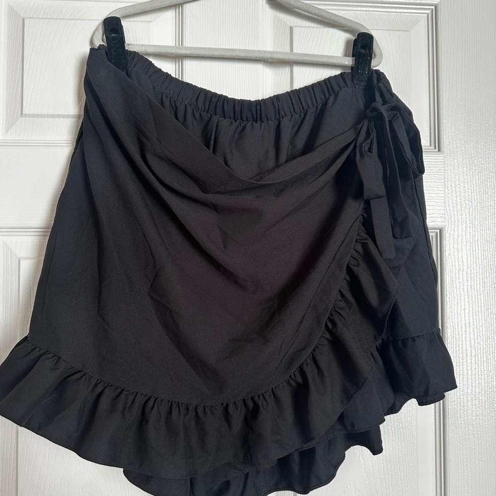 Black Ruffle Skort